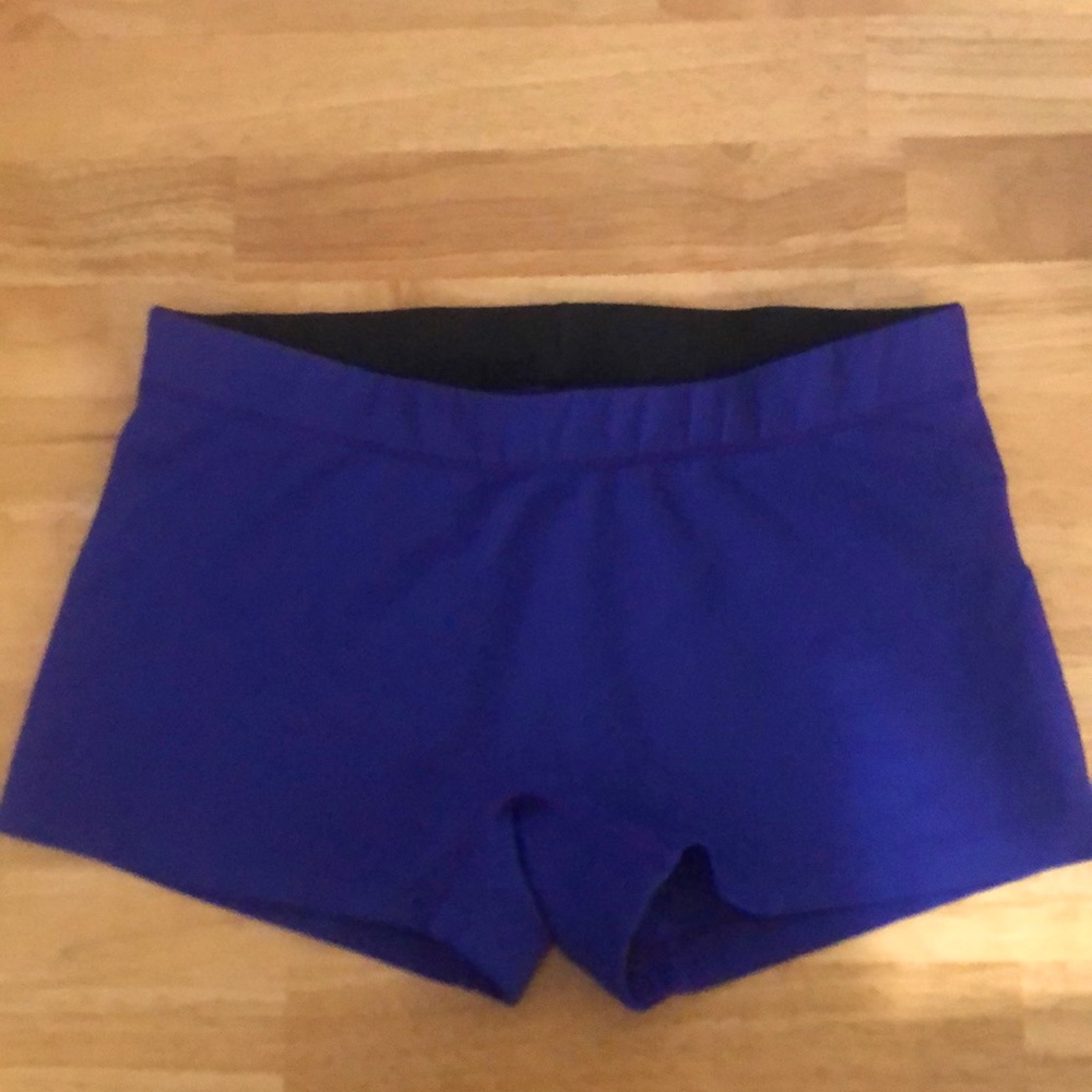 New balance small athletic shorts